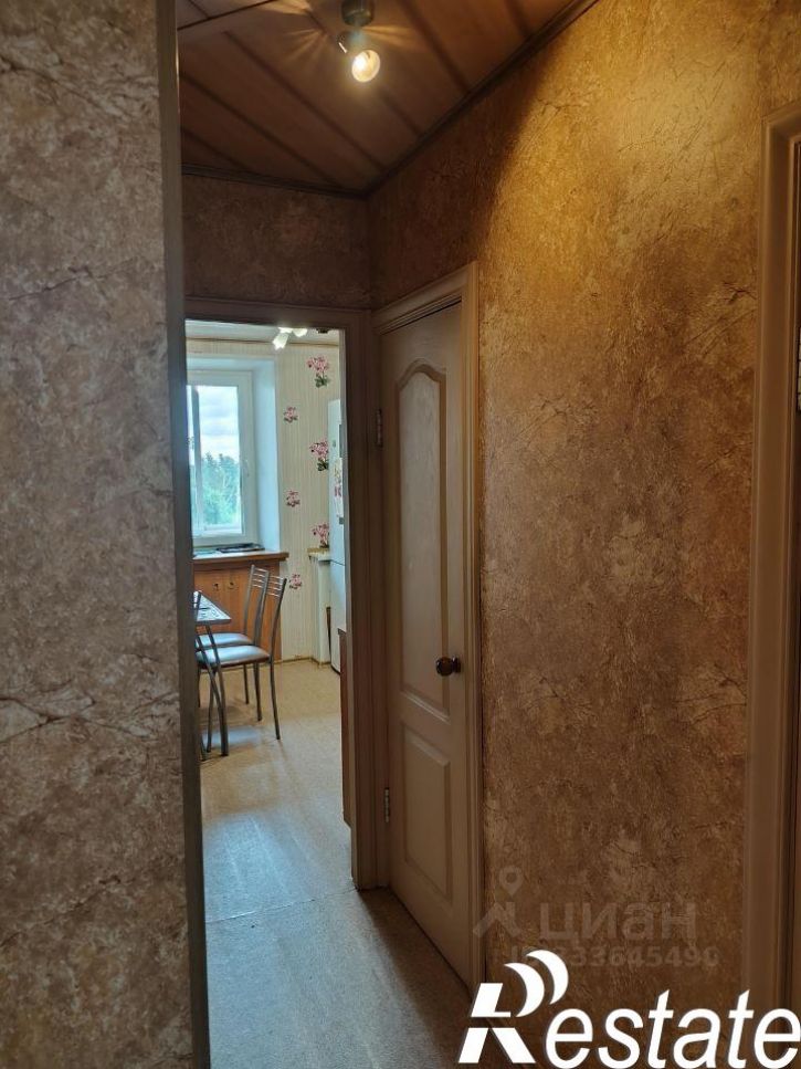 3-комн квартира Камбарская улица, 37,  д. 37