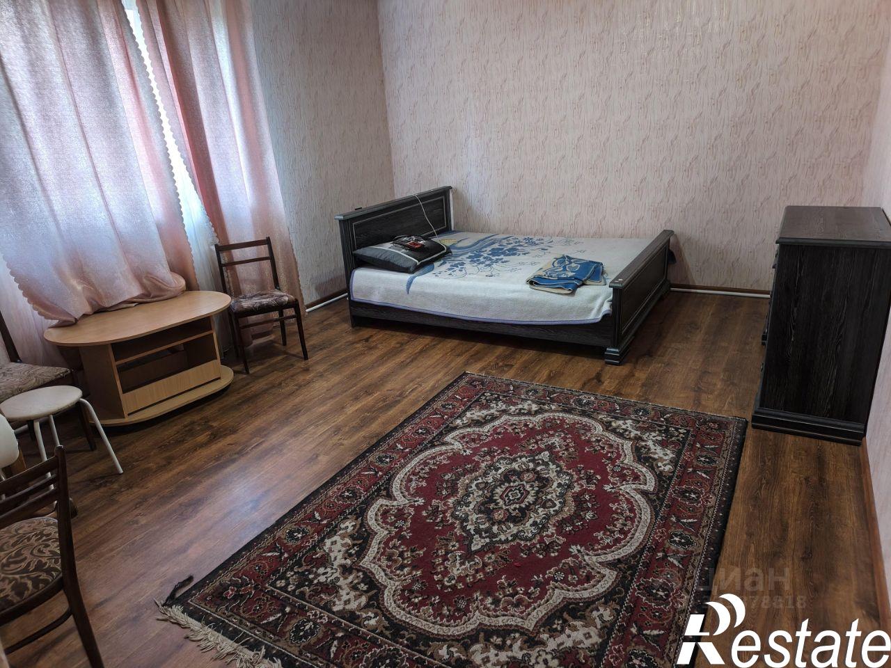 Сдать комнату за 10 000 рублей на улица 9 Января, 72