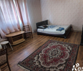комната 92 кв м улица 9 Января, 72
