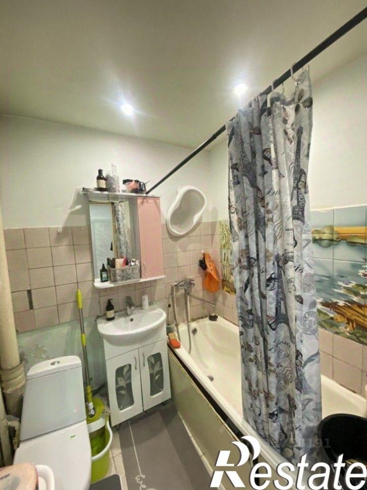 2-комн квартира улица Королёва, 27,  д. 27