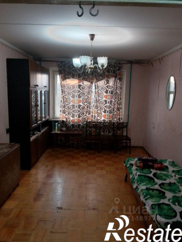 2-комн квартира улица Гагарина, 37,  д. 37