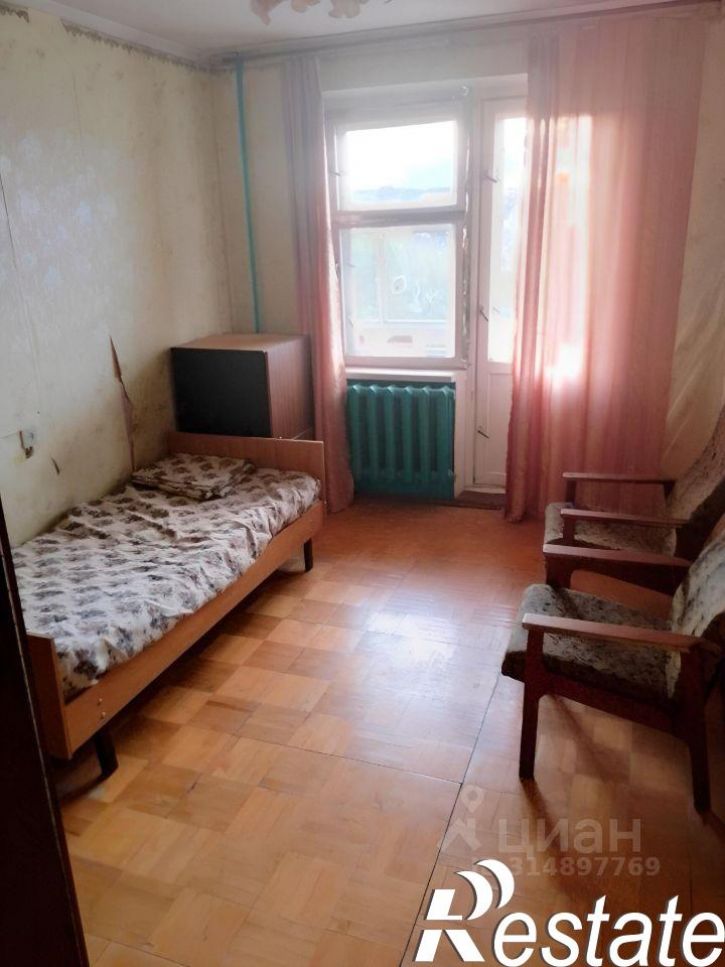 2-комн квартира улица Гагарина, 37,  д. 37