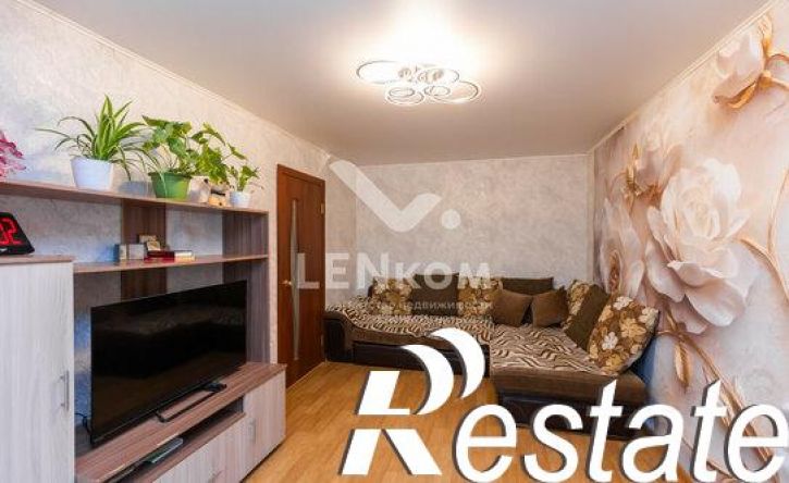 2-комн квартира улица 9 Января, 241,  д. 241