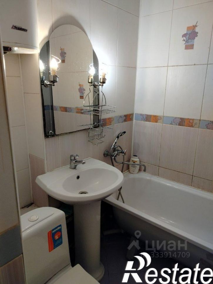 2-комн квартира улица Воровского, 126,  д. 126