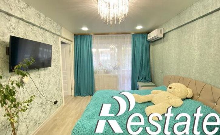 4-комн квартира улица Луначарского, 26,  д. 26
