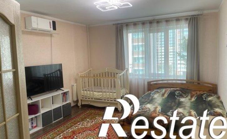 2-комн квартира улица Орджоникидзе, 53,  д. 53