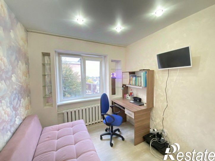 4-комн квартира улица Луначарского, 26,  д. 26
