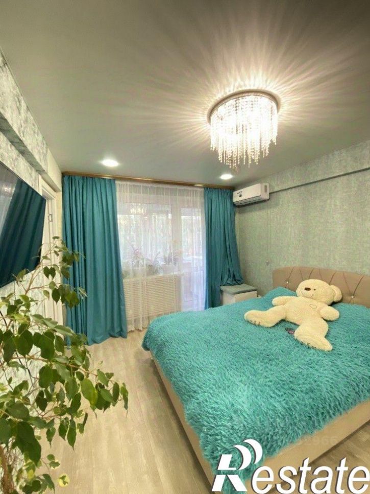 4-комн квартира улица Луначарского, 26,  д. 26