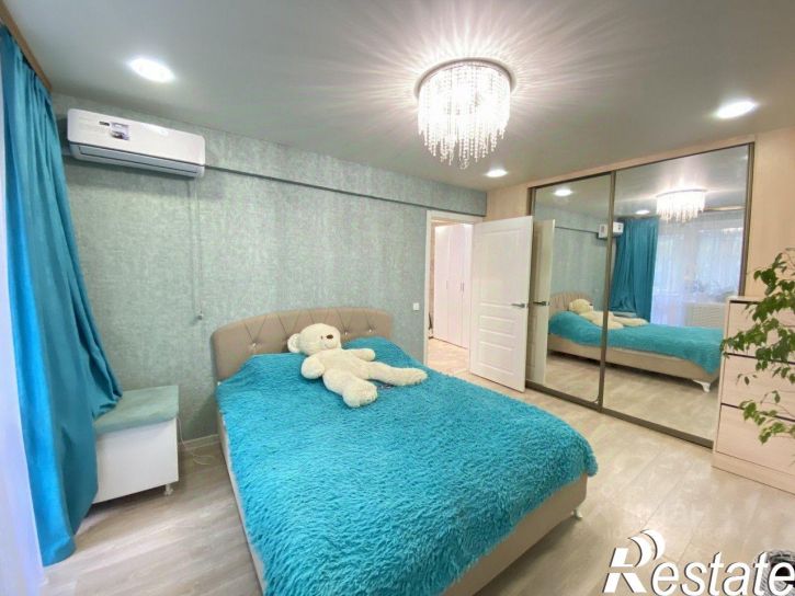 4-комн квартира улица Луначарского, 26,  д. 26