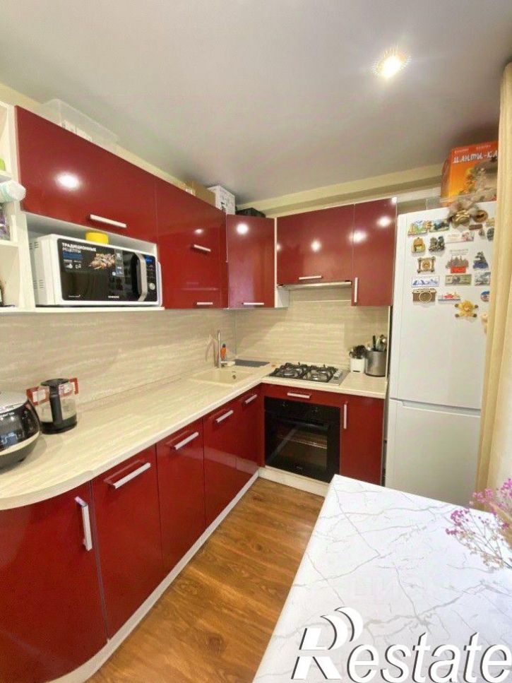 3-комн квартира Школьная улица, 11,  д. 11
