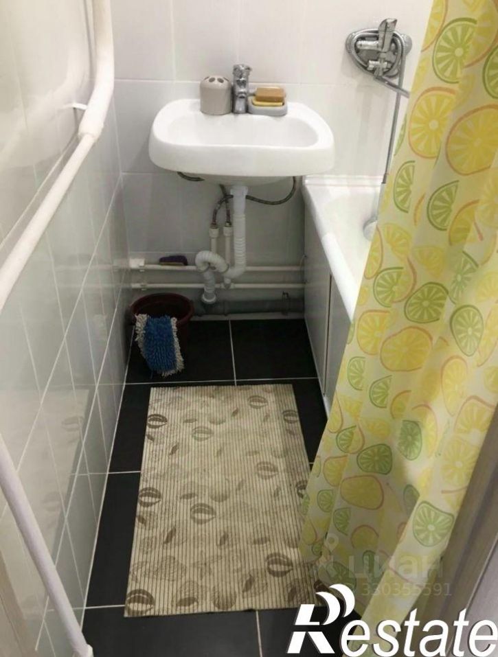 2-комн квартира улица Петрова, 12,  д. 12