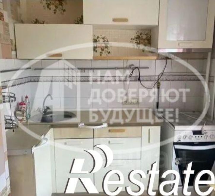 3-комн квартира улица Петрова, 7,  д. 7