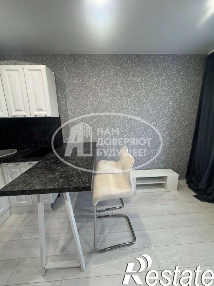 1-комн квартира улица Холмогорова, 11В,  д. 11В
