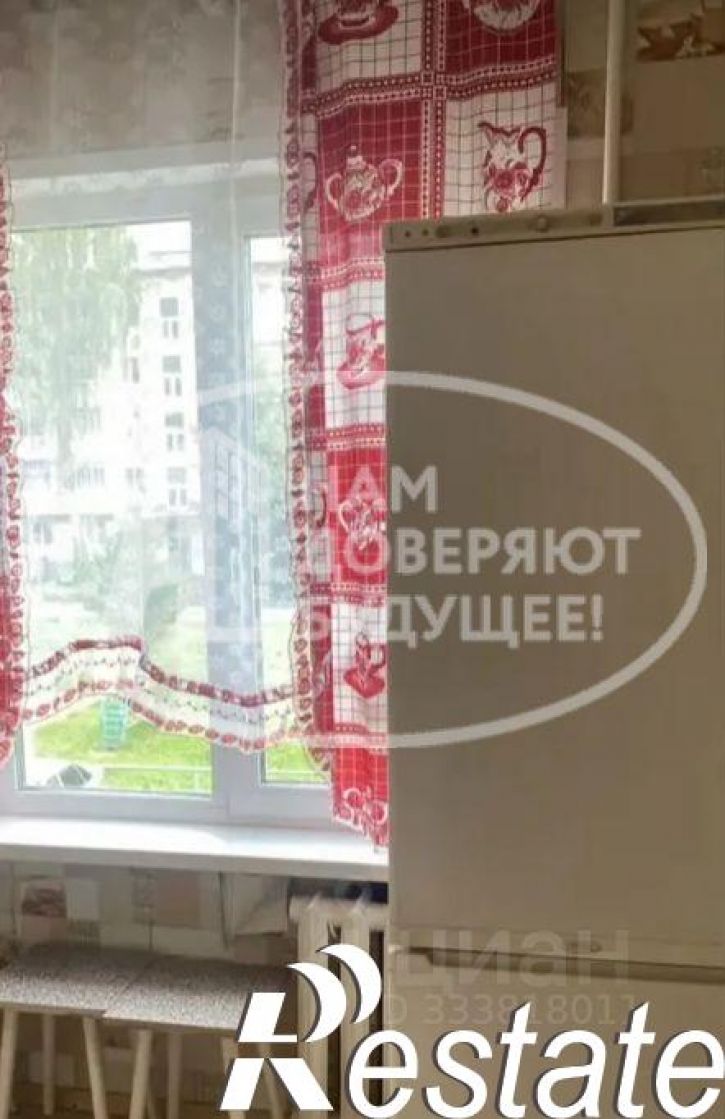 3-комн квартира улица Петрова, 7,  д. 7