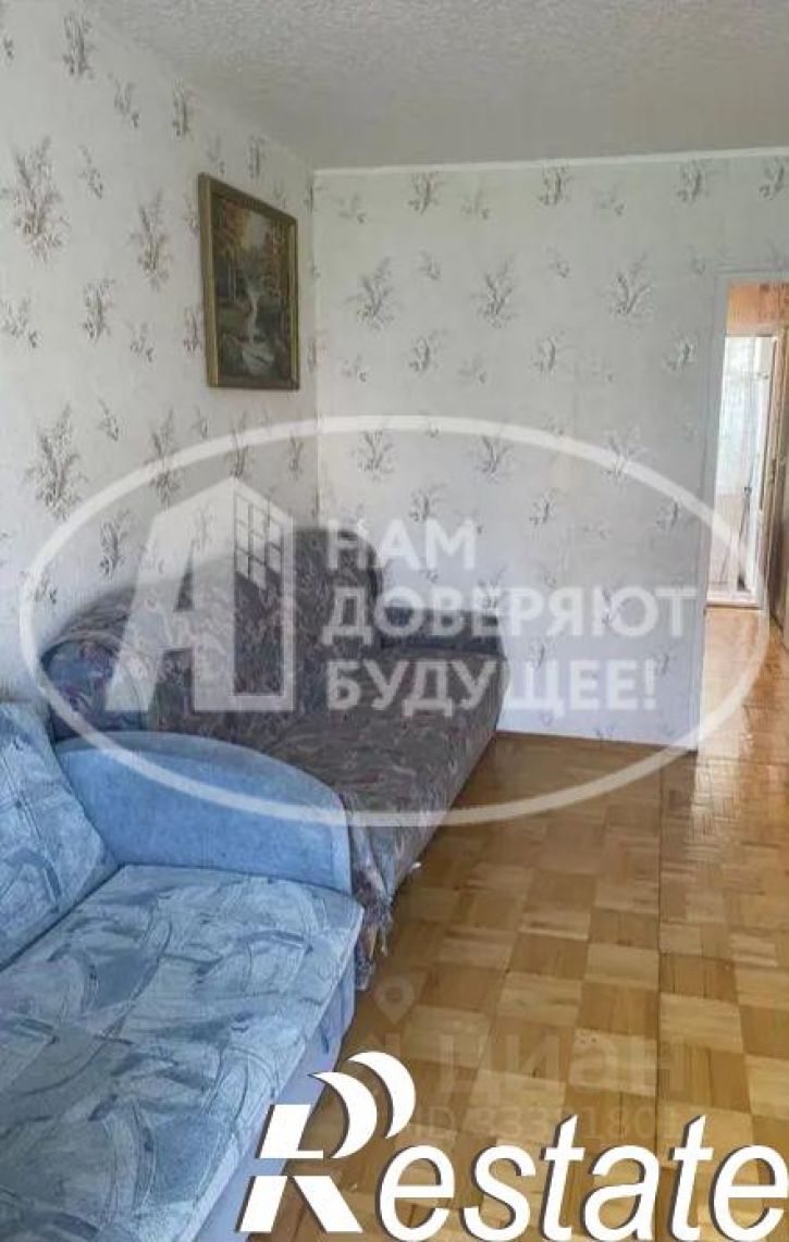 3-комн квартира улица Петрова, 7,  д. 7