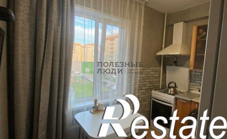 3-комн квартира улица Баранова, 83,  д. 83