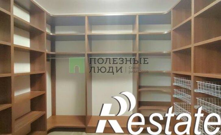 2-комн квартира улица Коммунаров, 247,  д. 247