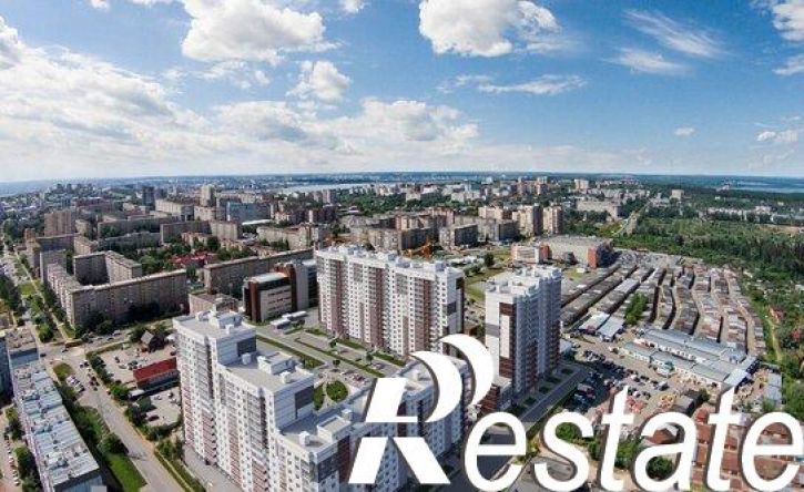 3-комн квартира улица Холмогорова, 15Б,  д. 15Б