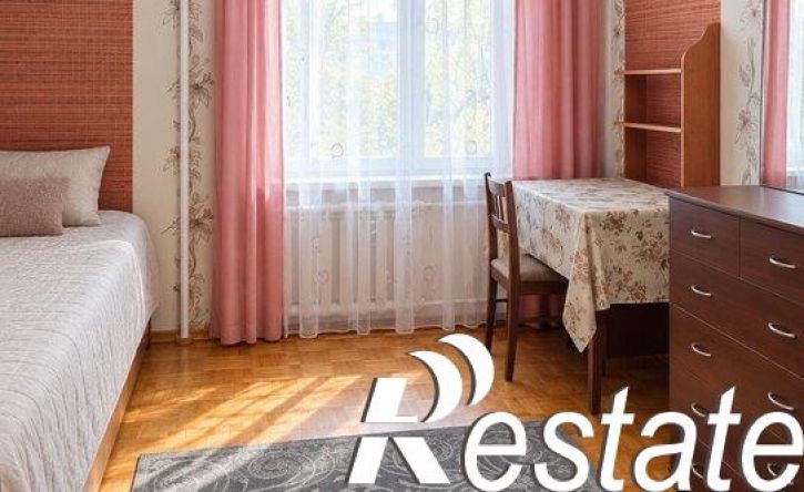 4-комн квартира улица 40 лет Победы, 58,  д. 58