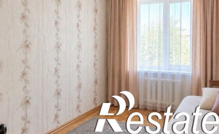 4-комн квартира улица 40 лет Победы, 58,  д. 58