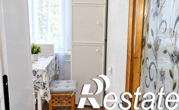 4-комн квартира улица 40 лет Победы, 58,  д. 58