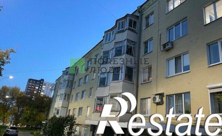 2-комн квартира улица Коммунаров, 349,  д. 349