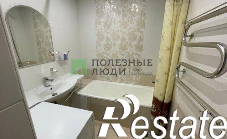 2-комн квартира улица Коммунаров, 349,  д. 349