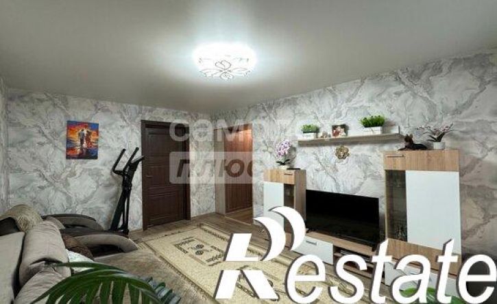 3-комн квартира улица Петрова, 2,  д. 2