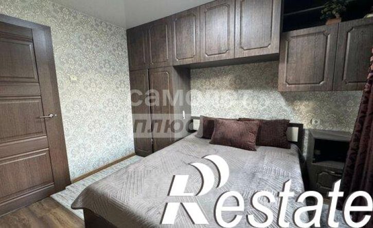 3-комн квартира улица Петрова, 2,  д. 2