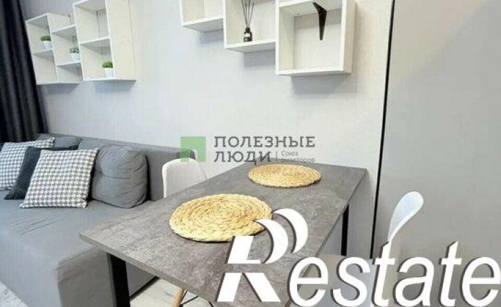 1-комн квартира улица 40 лет Победы, 93,  д. 93