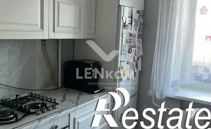 3-комн квартира Локомотивная улица, 32,  д. 32