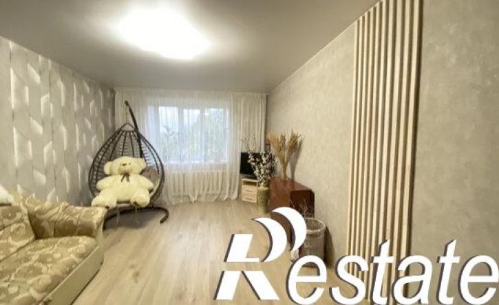 4-комн квартира улица Луначарского, 46,  д. 46
