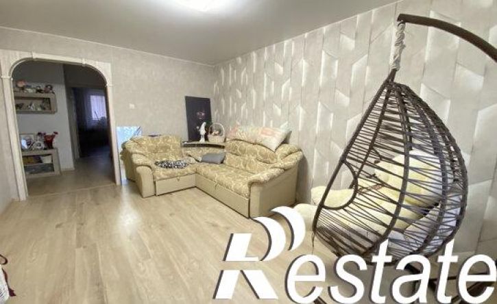 4-комн квартира улица Луначарского, 46,  д. 46