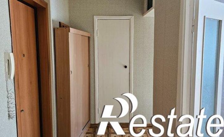 2-комн квартира улица Холмогорова, 27,  д. 27