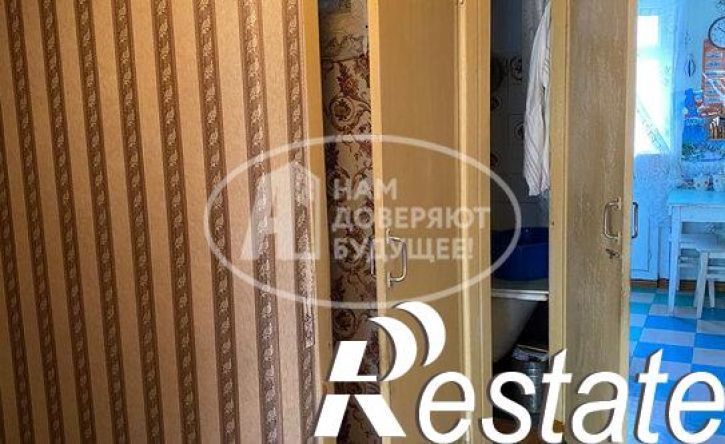 4-комн квартира улица Драгунова, 50,  д. 50