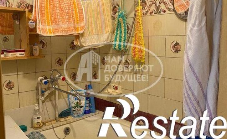 4-комн квартира улица Драгунова, 50,  д. 50