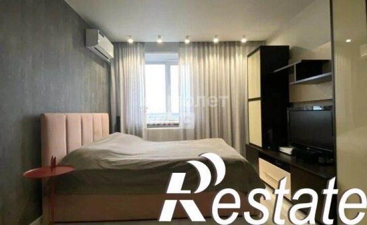 2-комн квартира улица 9 Января, 259,  д. 259