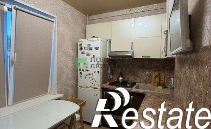 3-комн квартира улица Сабурова, 11,  д. 11