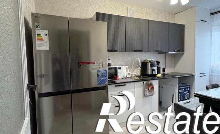 3-комн квартира улица Памяти Баржевиков, 35,  д. 35