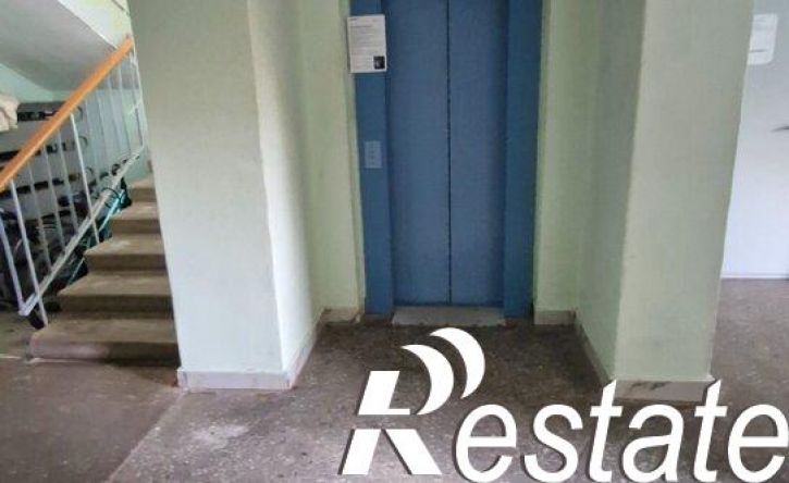 2-комн квартира улица Холмогорова, 37А,  д. 37А
