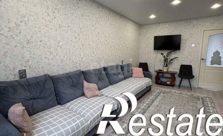 3-комн квартира улица Памяти Баржевиков, 35,  д. 35