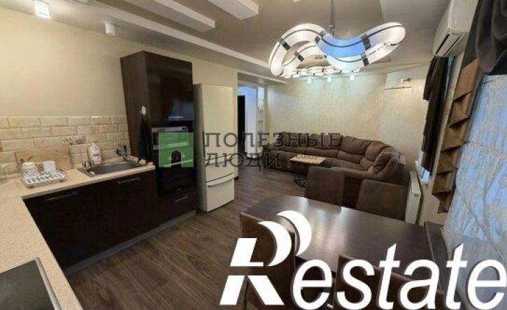 3-комн квартира улица Холмогорова, 67,  д. 67