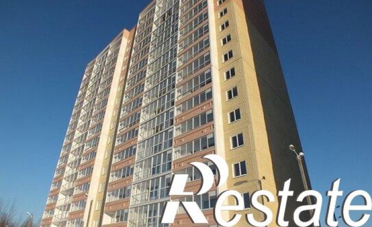 4-комн квартира улица Холмогорова, 67,  д. 67