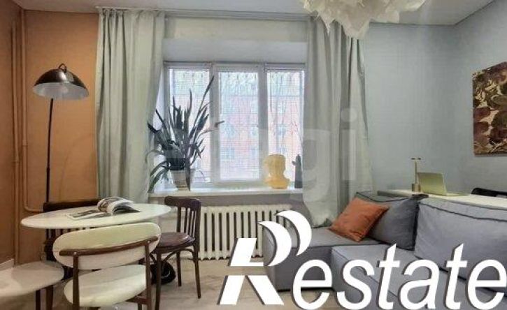2-комн квартира площадь им. 50-летия Октября, 8,  д. 8