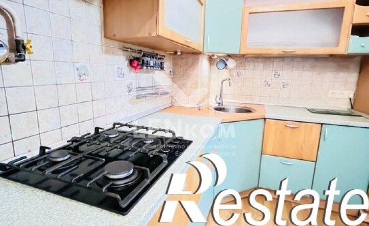 5-комн квартира улица Карла Маркса, 318,  д. 318