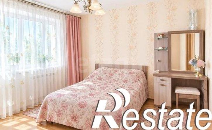 2-комн квартира площадь им. 50-летия Октября, 11,  д. 11