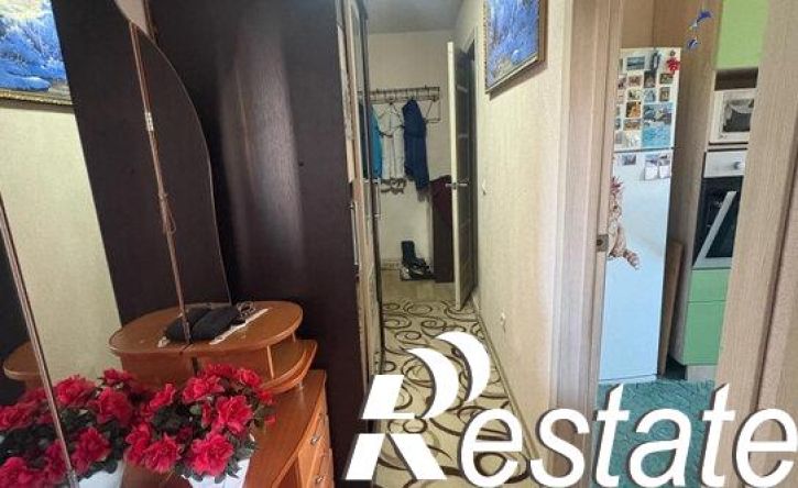2-комн квартира улица Героя России Ильфата Закирова, 32,  д. 32
