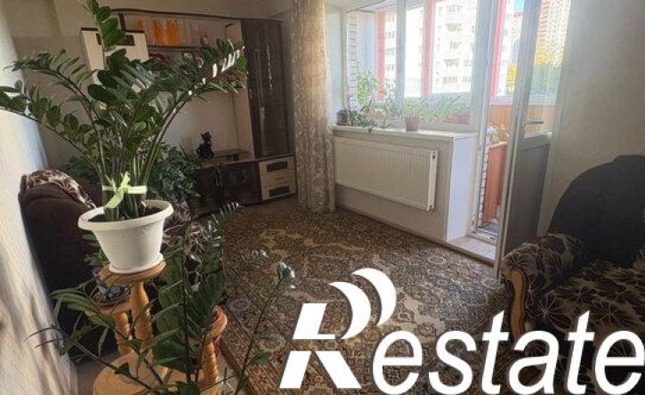 2-комн квартира улица Героя России Ильфата Закирова, 32,  д. 32